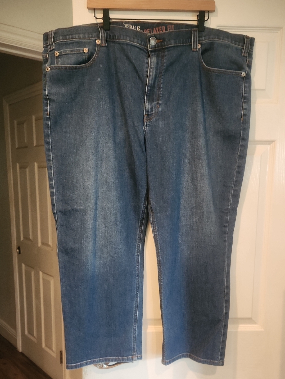 NWOT Mens True Nation 48 Waist 28 Length DXL Denim Jeans Relaxed Fit